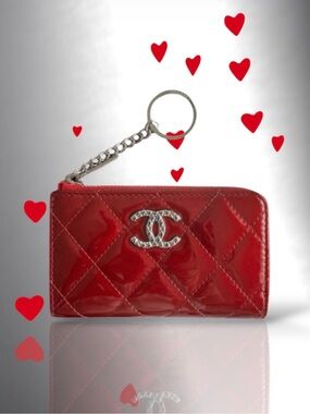 💗CHANEL Quilted CC Logo Zip Coin Purse Key Holder RED Patent Leather + Silver HW